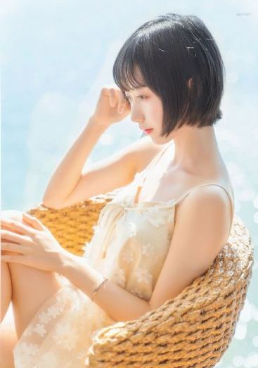 欧美气质美女衣服试穿_高清超清在线观看