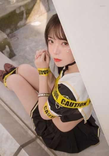 欧美时尚女鞋潮鞋_DVD全集免费观看