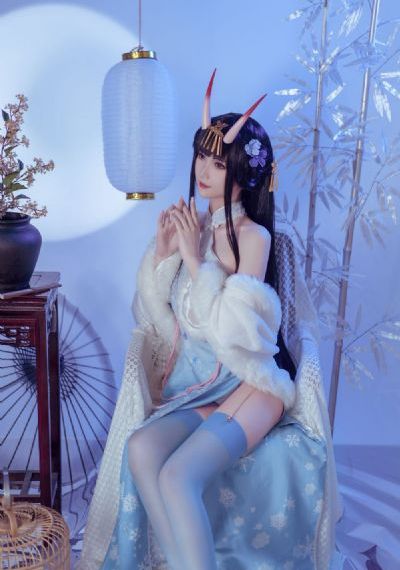 欧美遮副乳比基尼走秀_1080P免费观看超清