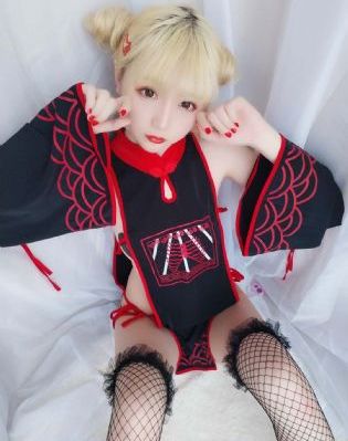 日韩超清大胆美女图片_90分钟完整视频视频大全