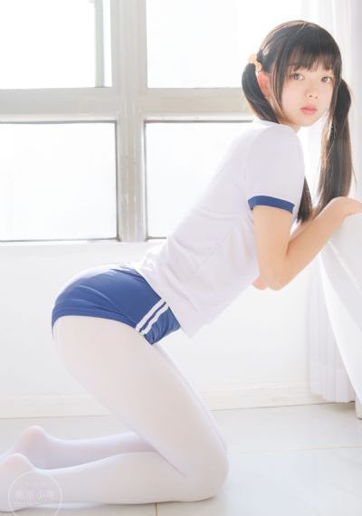 亚洲另类欧美制服卡通_高清日韩免费观看