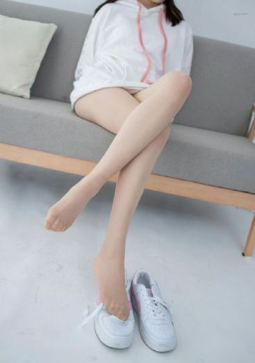 欧美式实木床_国产剧日本电影免费
