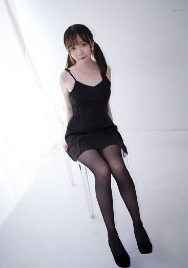 欧美男女暧昧亲吻图片_720迅雷电影在线