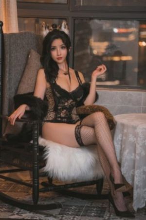 国产宝马x5视频_4K高清电影在线