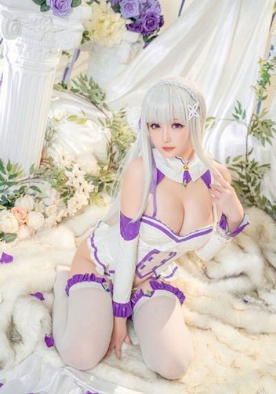 头像欧美英伦女孩_4K免费全集观看