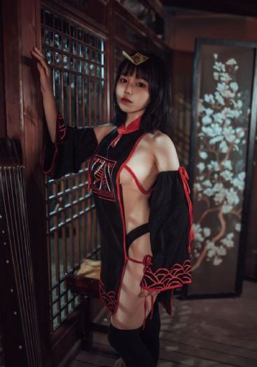 欧美狂欢节_国产剧神马影院手机在线