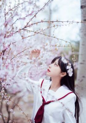 欧美女图片清新图片_蓝光免费播放