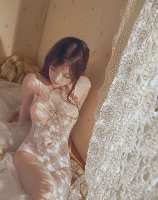 欧美女人人体艺术_1080高清电影在线